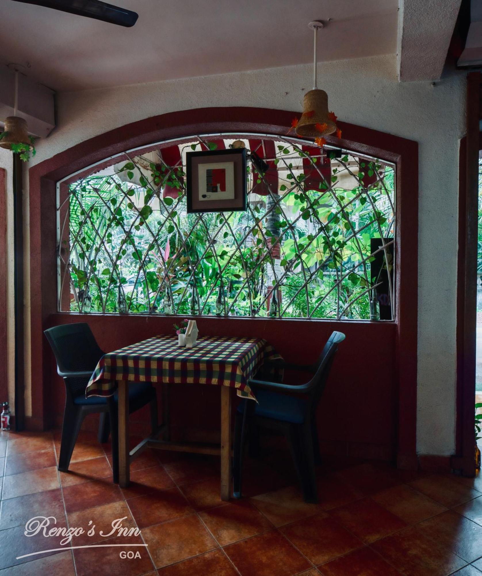 Renzo'S Inn Калангуте Екстериор снимка