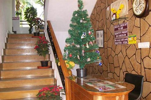 Renzo'S Inn Калангуте Екстериор снимка